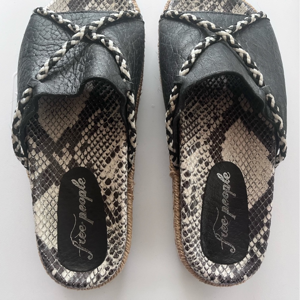 Free People 36/6 Black & White Python Print Slip … - image 4